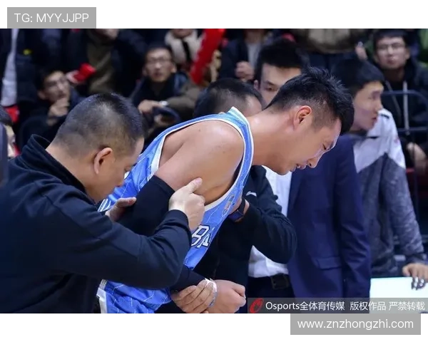 孙龙1500米受伤离场望无大碍